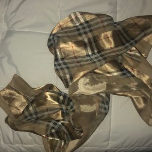 Burberry print scarf